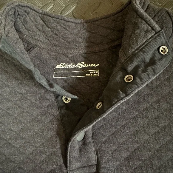 Eddie Bauer Men's Quilted pullover - Picture 3 of 4